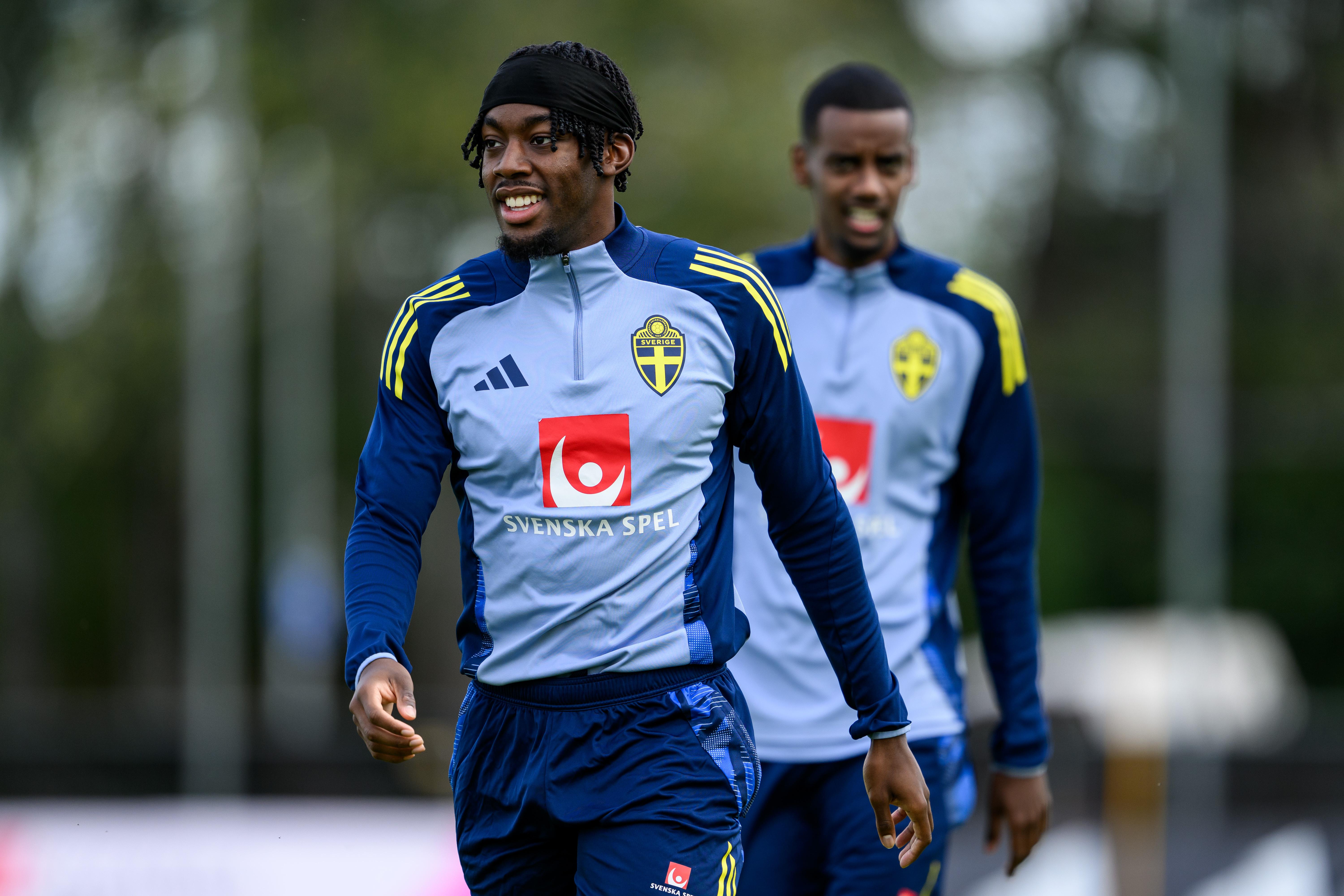 你们在纽卡, 且职业, 这笔交易很 你们在纽卡, 且职业, 这笔交易很