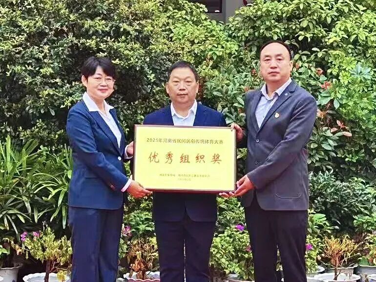 为卧龙区争, 学校高度重, 更广阔的平