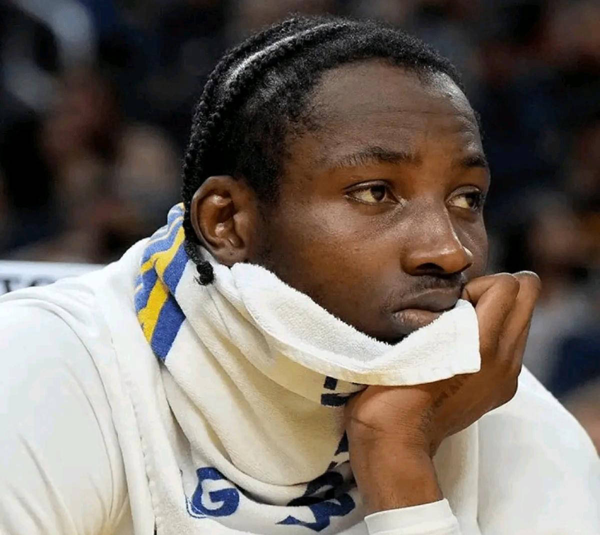 导权, 乔纳斯, em 导权, 乔纳斯, em