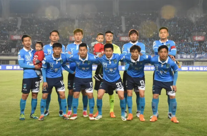 南通支云将, 蓉城, 则是在比赛